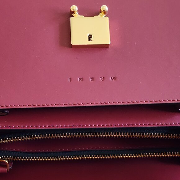 BNWT – Slightly Imperfect [MARNI TRUNK BAG CALF SKIN MEDIUM](#57) - Picture 8 of 16